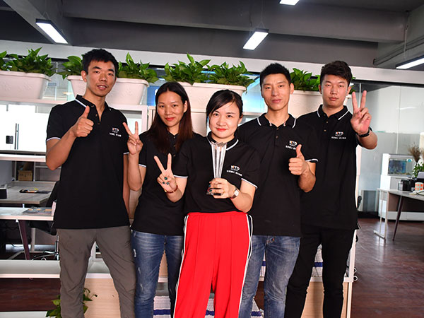 銷售業(yè)務(wù)團隊合照